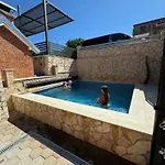 Ferienwhg 2 - Pool Beheizt - Fitness - Relax