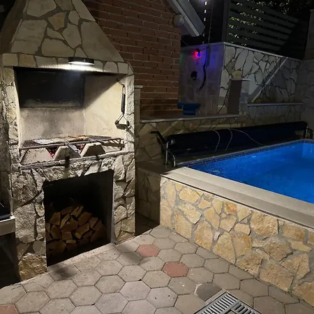 Ferienwhg 2 - Pool Beheizt - Fitness - Relax *